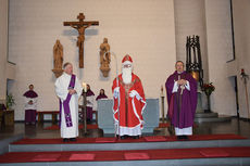 Der heilige Nikolaus in "Heilig Kreuz" Zierenberg